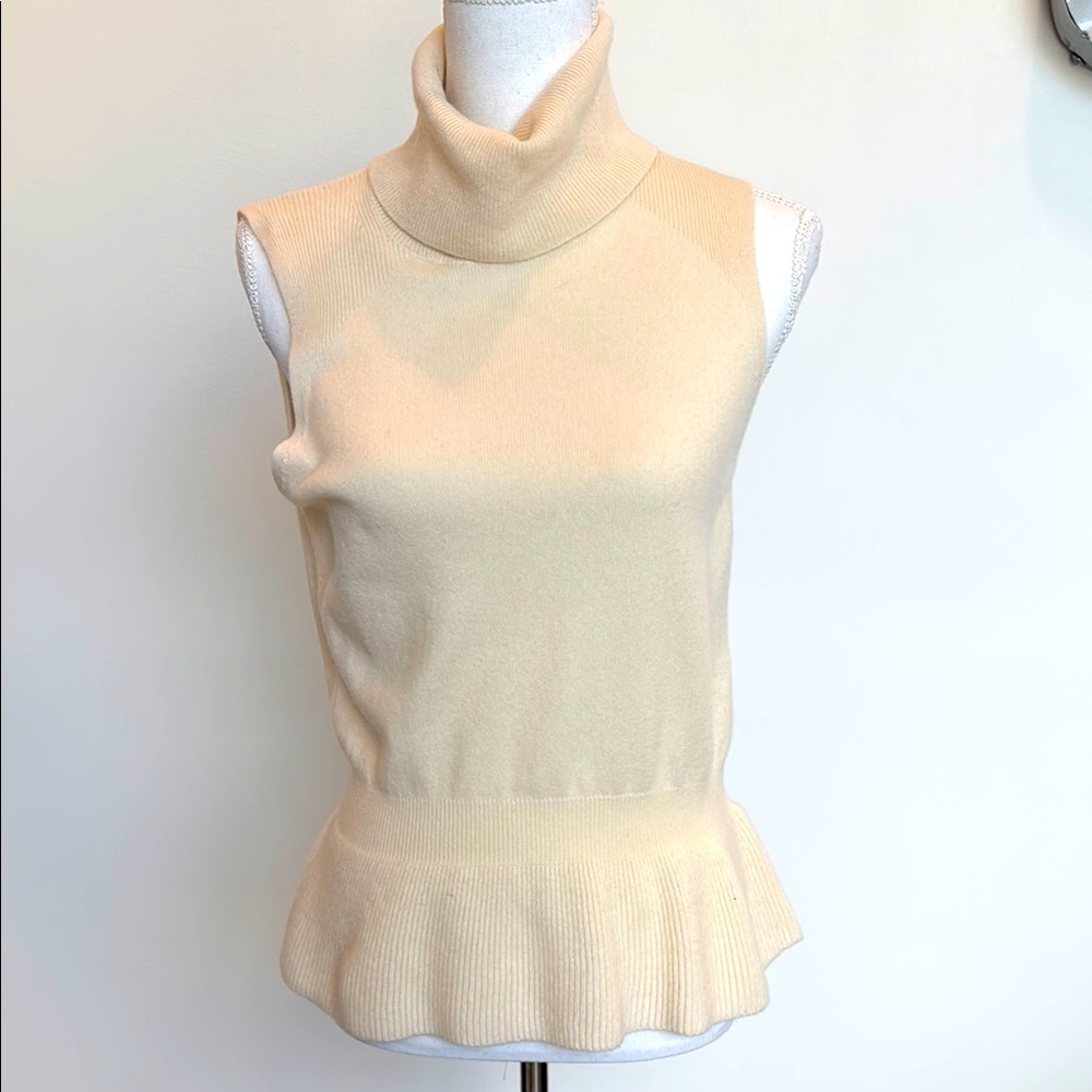 Veronica Beard Cream 100% Cashmere Turtleneck Size M w/ Flutter Hem: Excellent